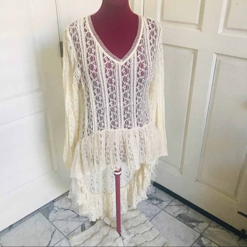 NWT Ryu Lace Hi-Low Maxi Blouse